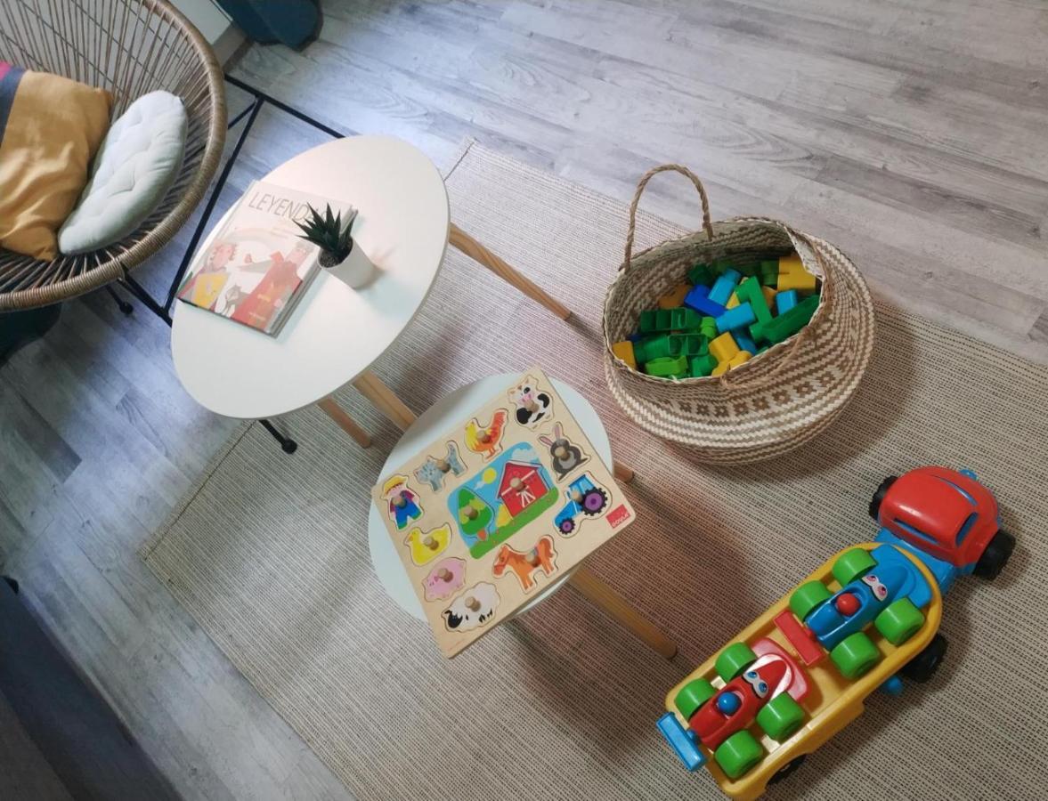 Roommy Леон Экстерьер фото