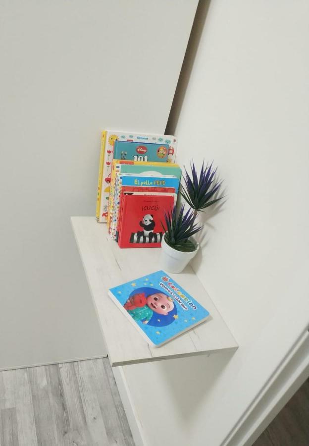 Roommy Леон Экстерьер фото