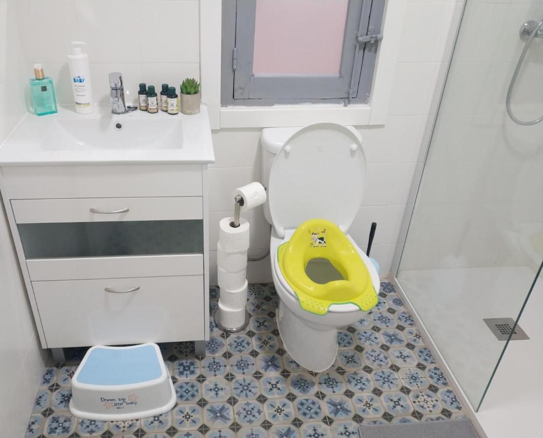 Roommy Леон Экстерьер фото
